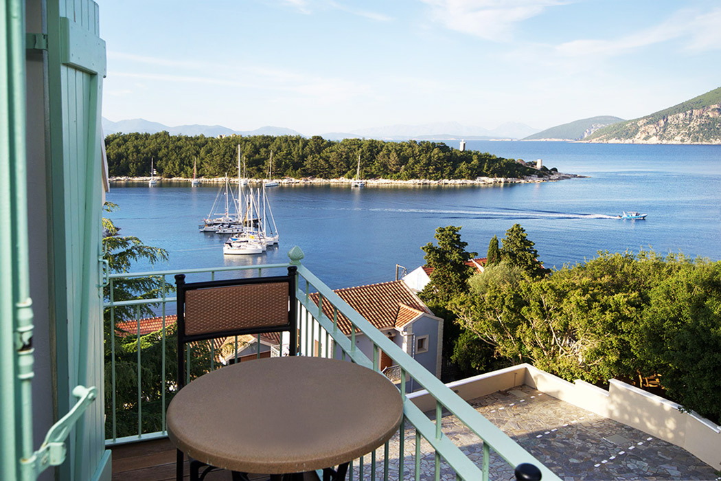 porto-fiscardo-room-9-outside